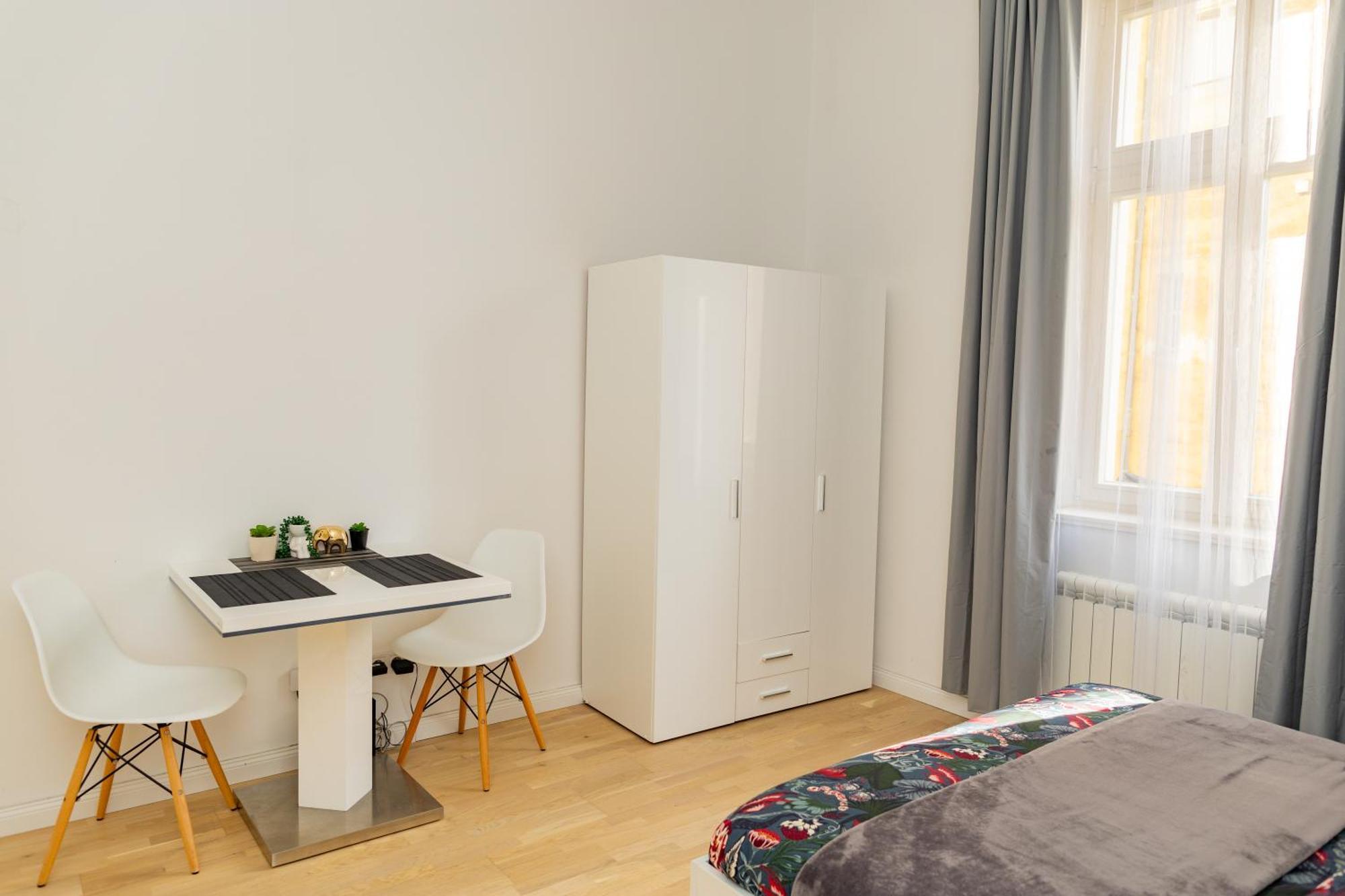 Wenceslas Square Apartment 프라하 외부 사진