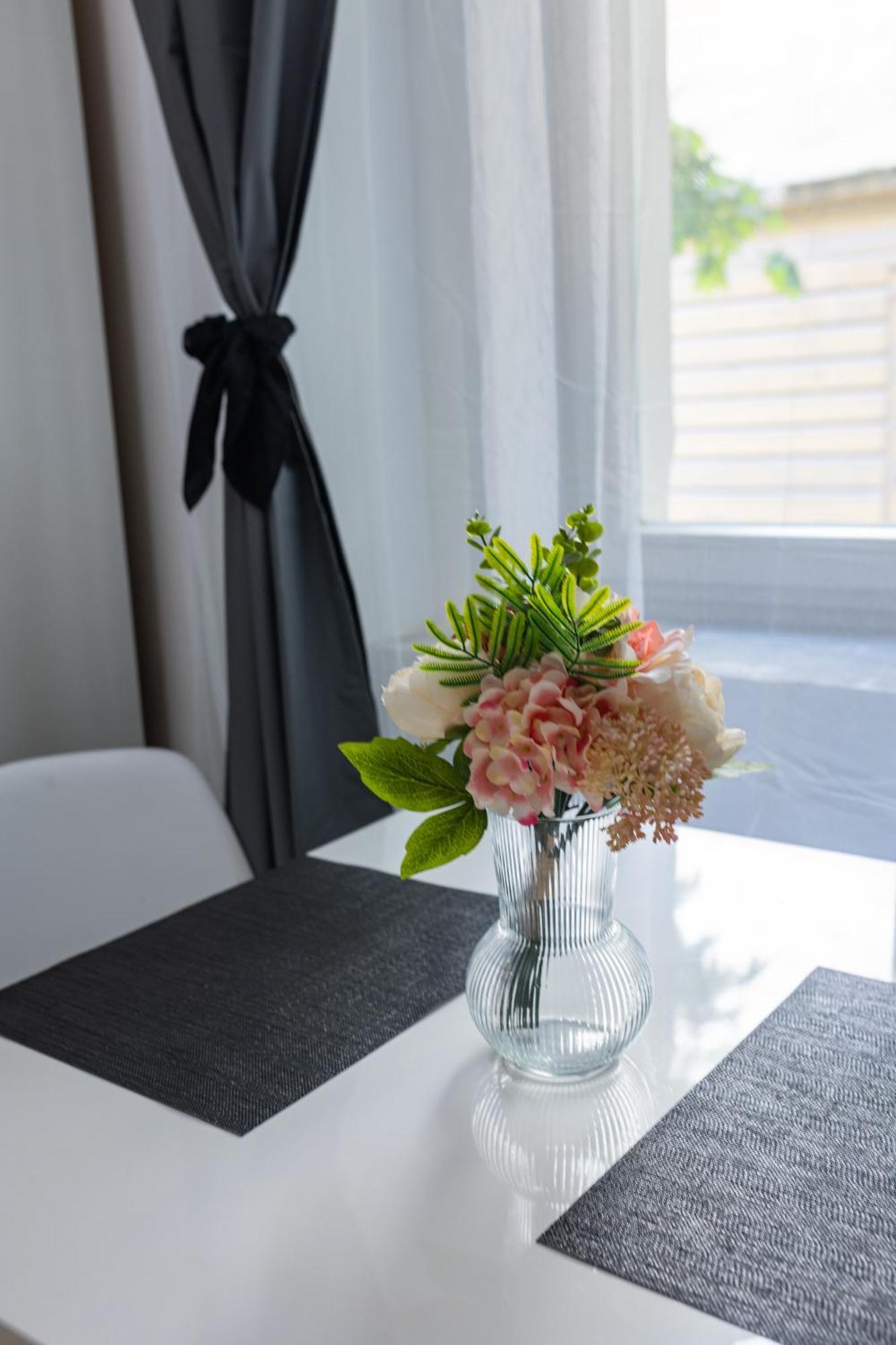 Wenceslas Square Apartment 프라하 외부 사진